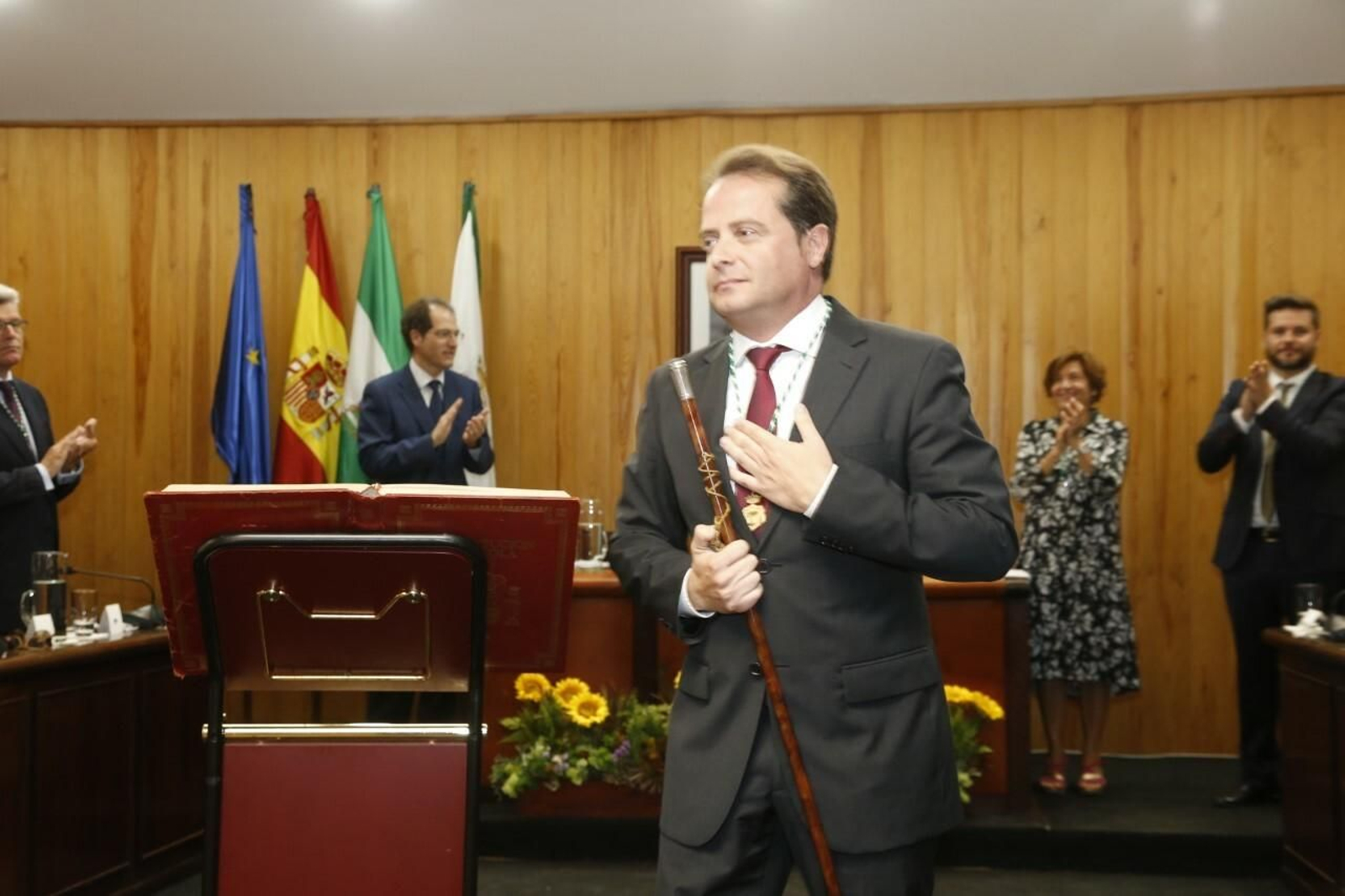 Antonio Conde, tras ser investido alcalde de Mairena, un cargo que ocupa desde 2006, con un paréntesis entre 2011 y 2015.