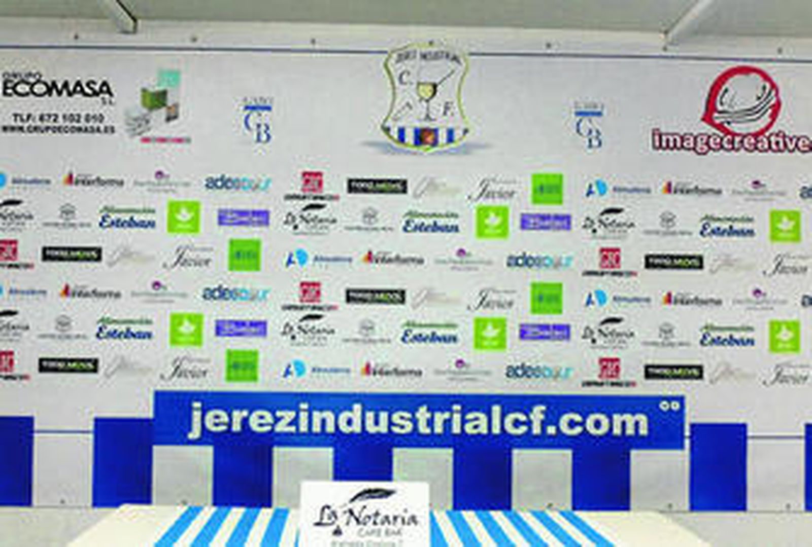 A agradar en el debut en casa