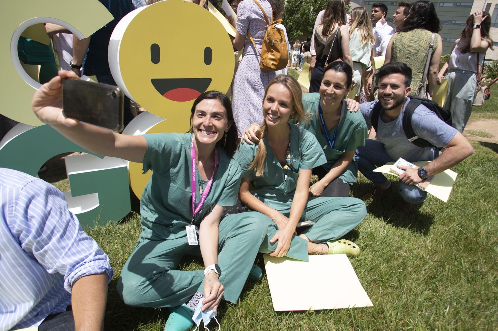 Así ha sido el acto de despedida a los Especialistas Internos Residentes del Hospital San Cecilio de Granada