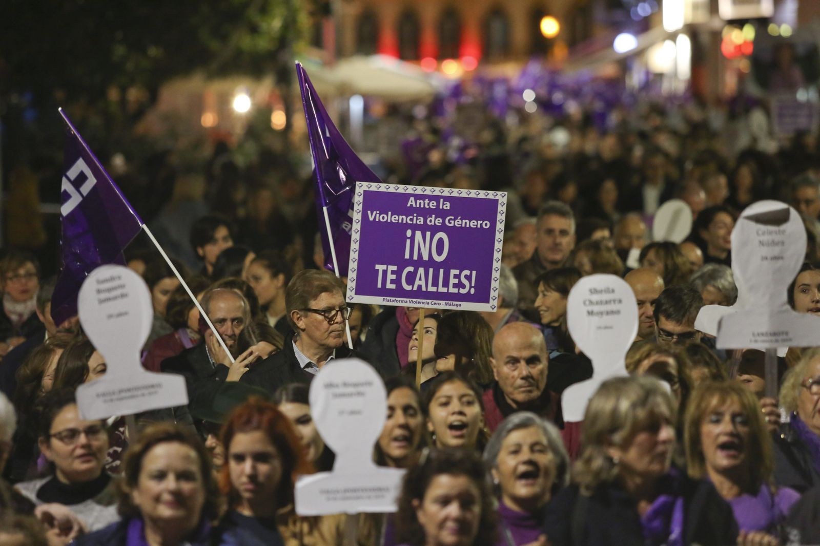 Fotos de la manifestación del 25N contra la violencia de género en Málaga