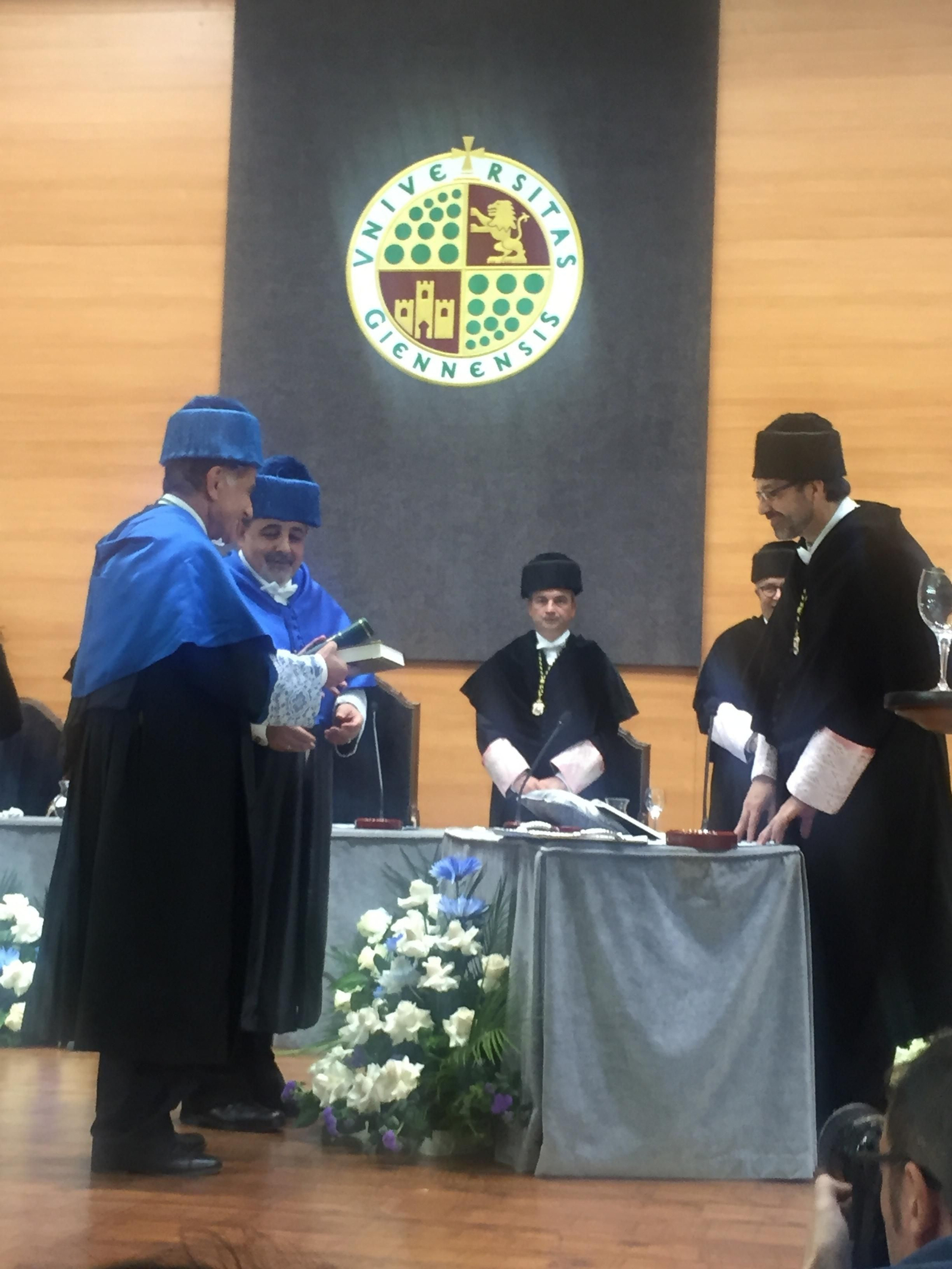 Antonio Pascual, investido doctor honoris causa por la Universidad de Jaén