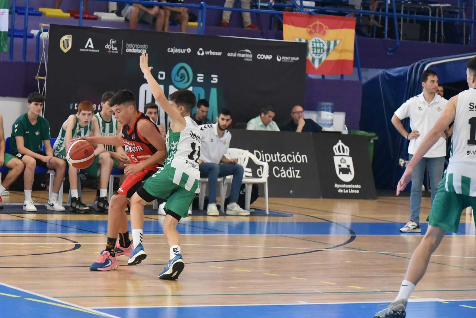Las fotos de las semifinales del Cadeba infantil masculino de La Línea