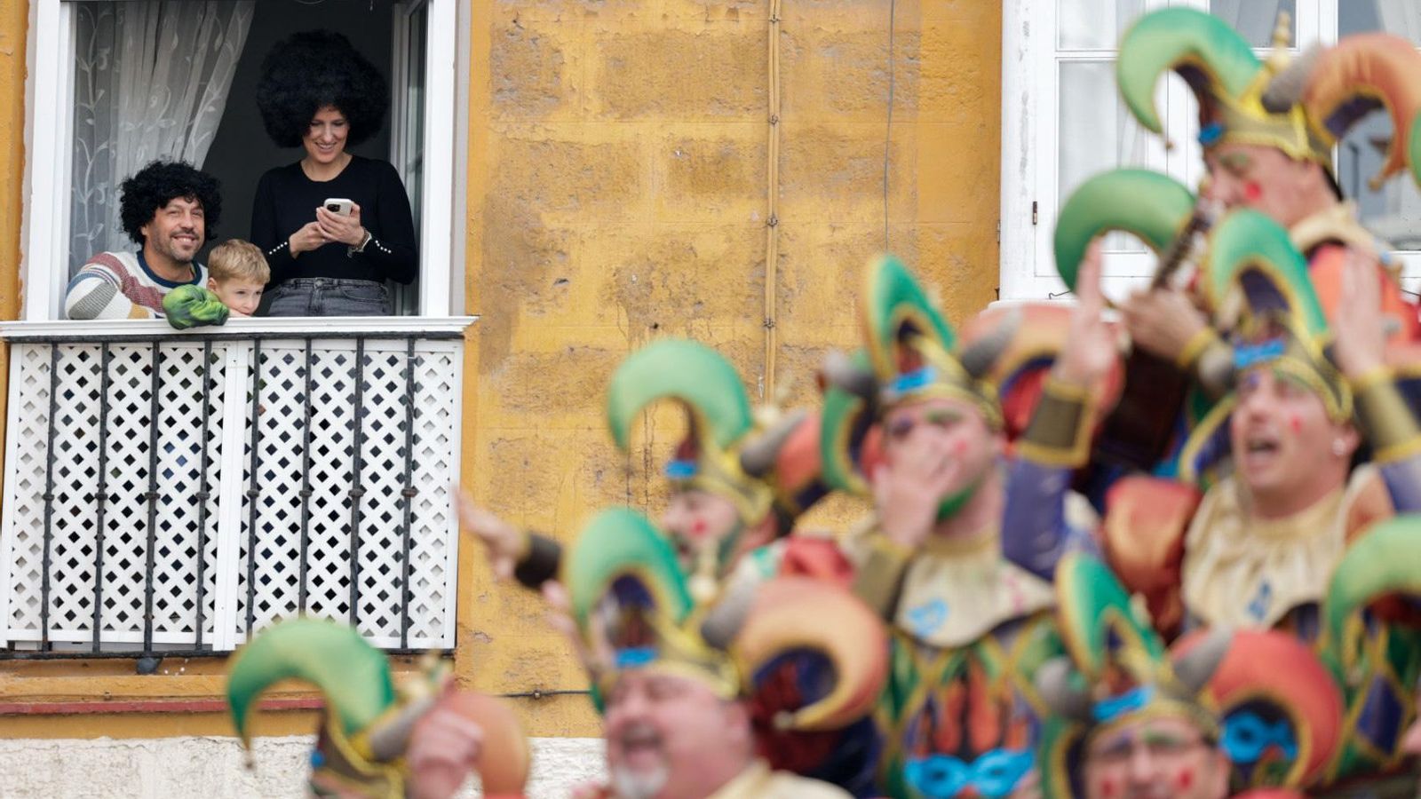 Las mejores imágenes del primer domingo de Carnaval de Cádiz