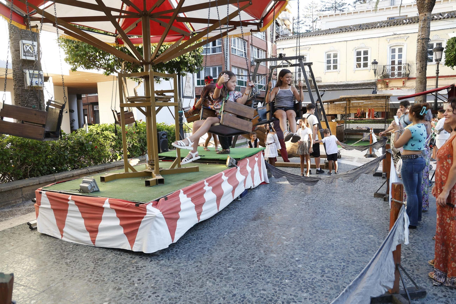 Las fotos del mercadillo pirata en La Línea