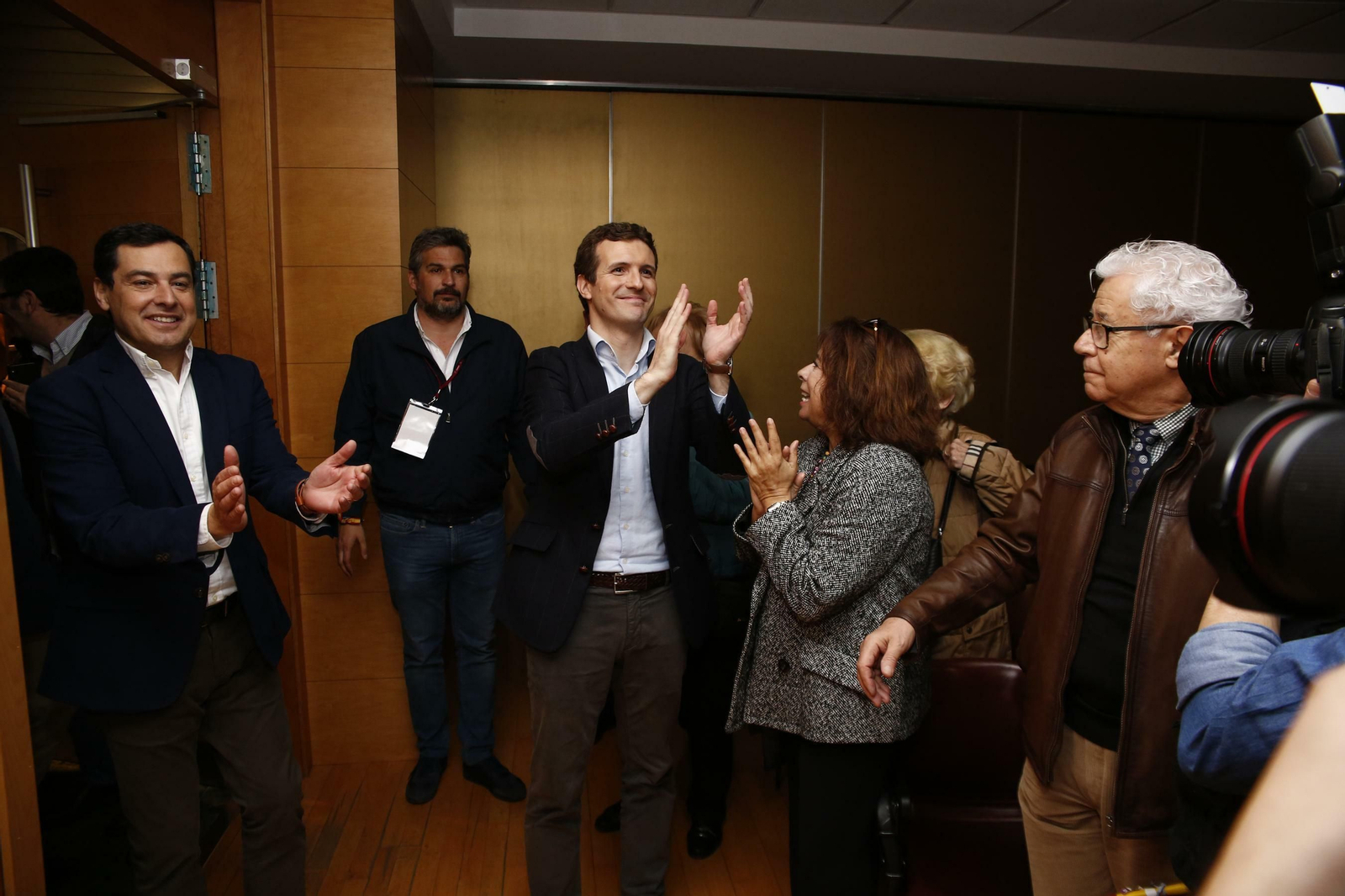 Imágenes del mitin del PP en Granada con Pablo Casado y Juanma Moreno