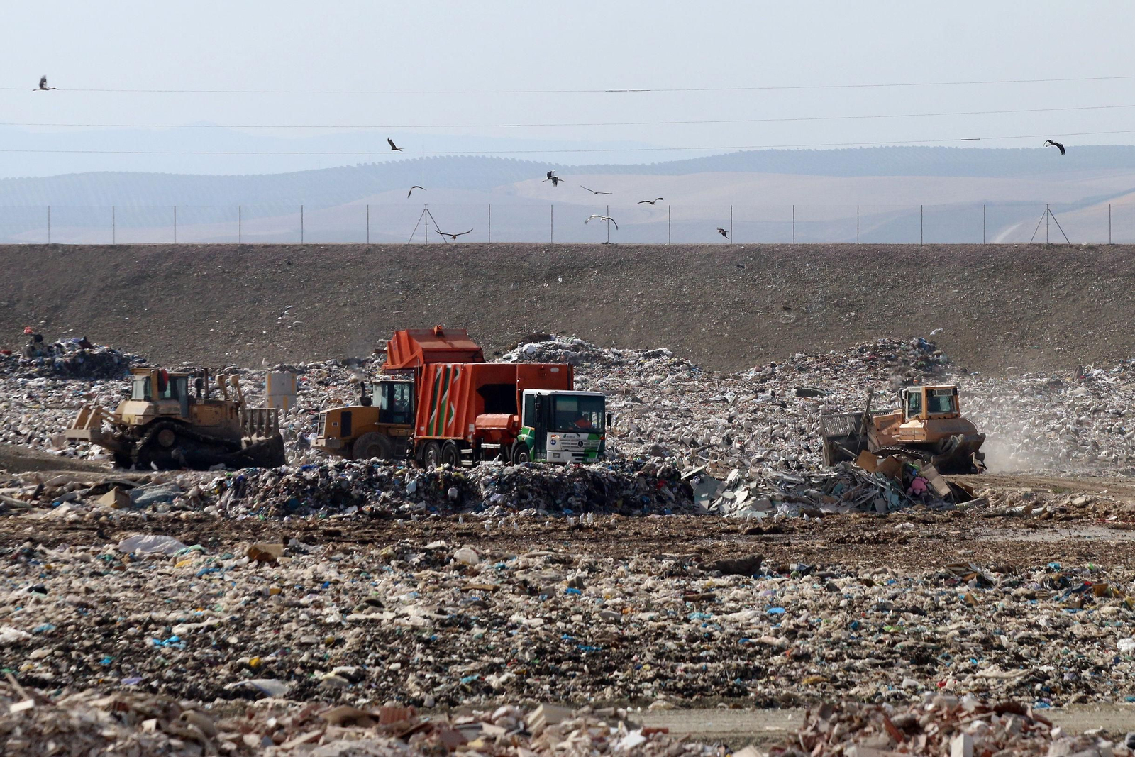 Vertedero de Sadeco.
