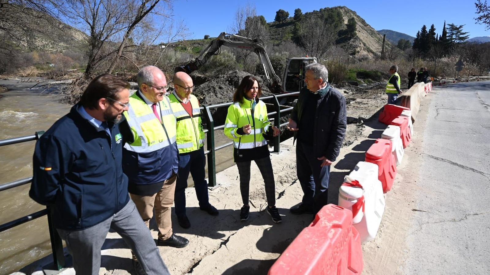 Rocío Díaz ha estado acompañada por el alcalde Gabriel Gómez, el delegado Antonio Granados y el delegado territorial Antonio Ayllón