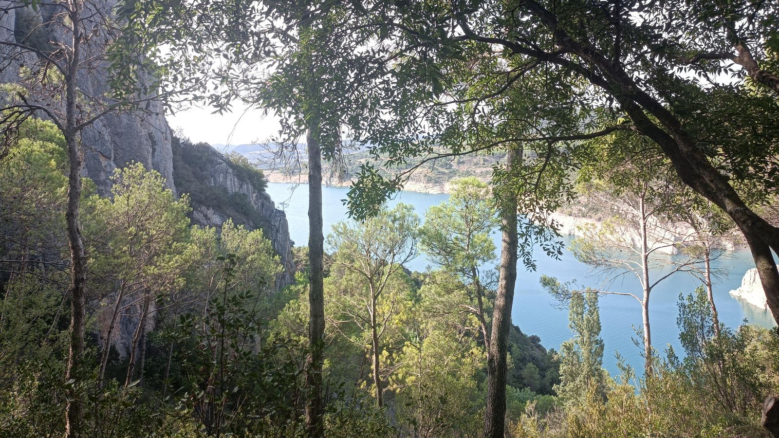 Bajando a la antigua ermita.