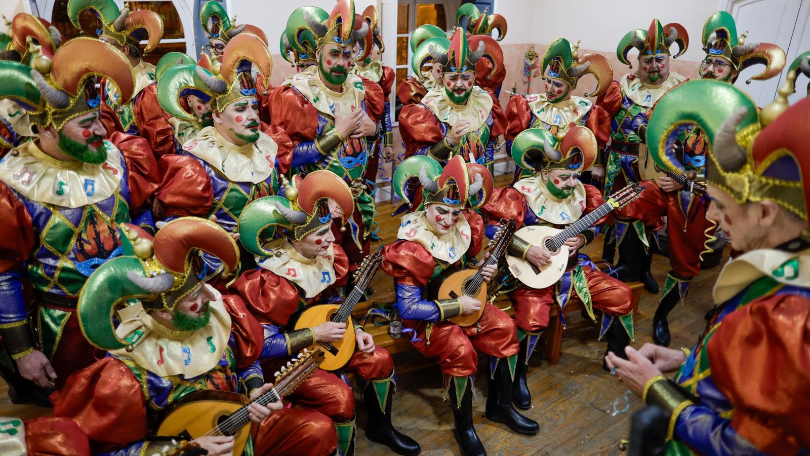 Búscate entre las mejores imágenes de la primera sesión de semifinales del COAC 2025