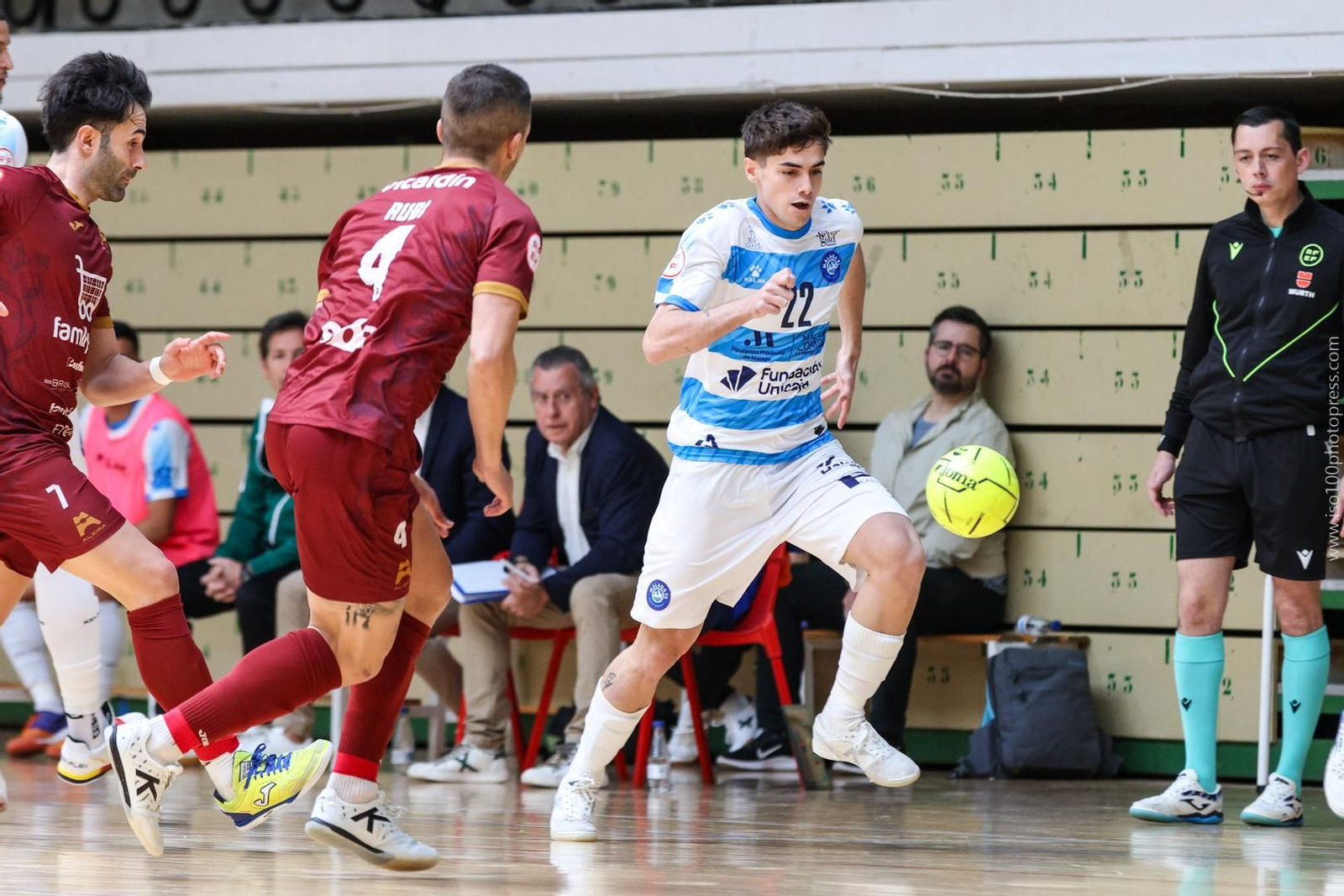 Derrota del Málaga Ciudad Redonda ante Alzira (2-5)