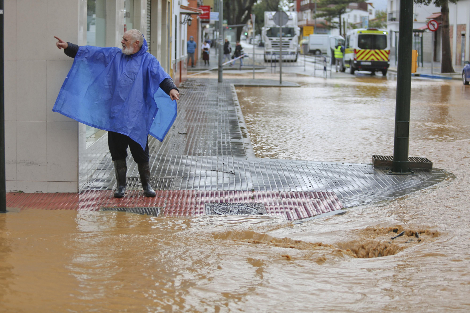 Campanillas anegada tras las lluvias, en fotos