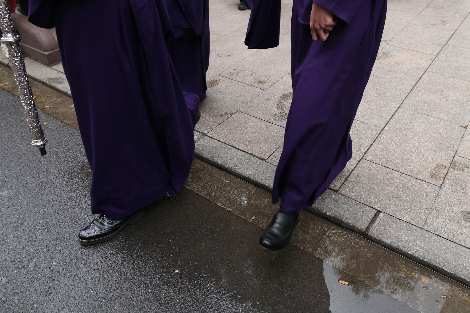 La procesión de las Angustias de Almería, en imágenes