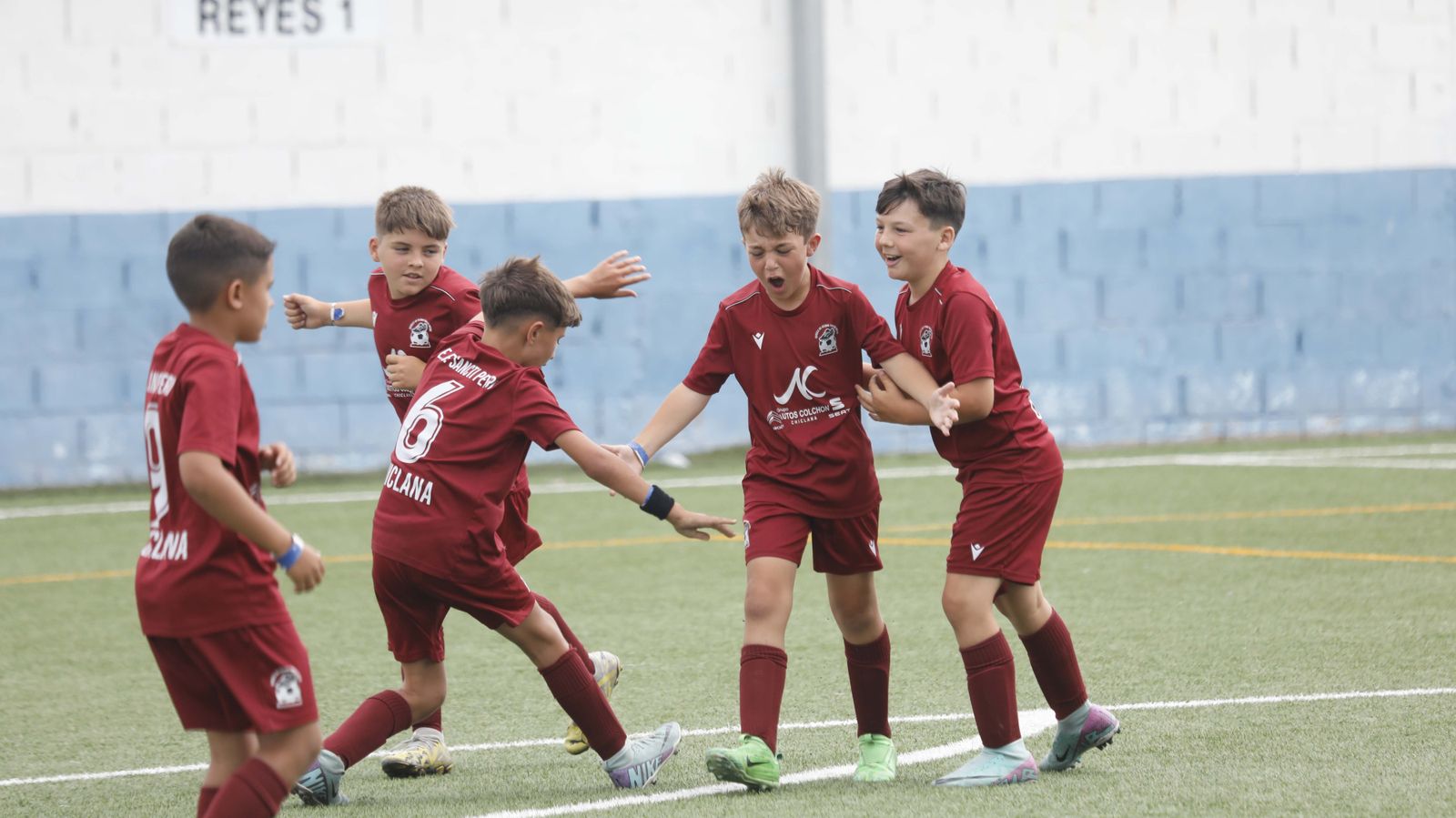 Las fotos del torneo internacional de fútbol -7 Julián Niza de La Línea