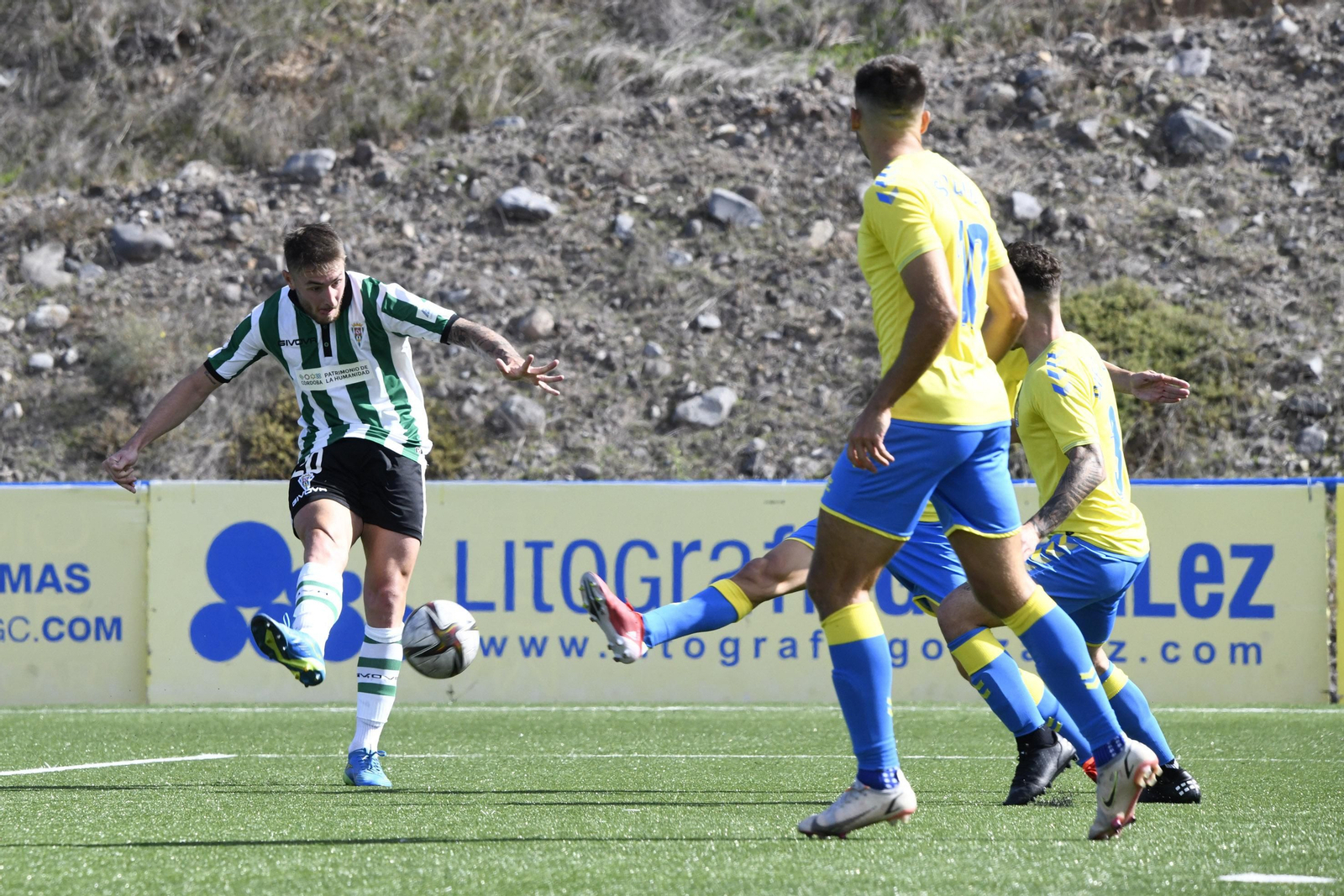 Las imágenes del empate del Córdoba CF ante Las Palmas Atlético