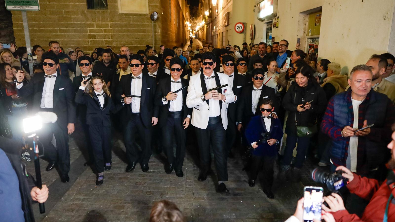 Búscate entre las mejores imágenes de la decimoctava sesión de preliminares del COAC 2025