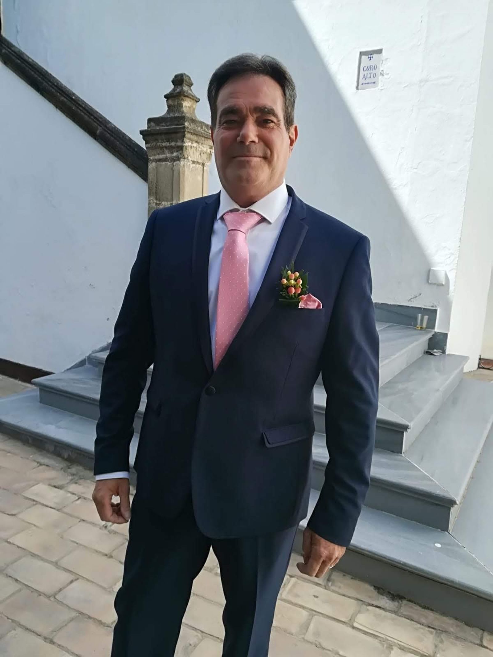 José Ramón Herrera, director y guitarrista del coro 'Aires de playa'.