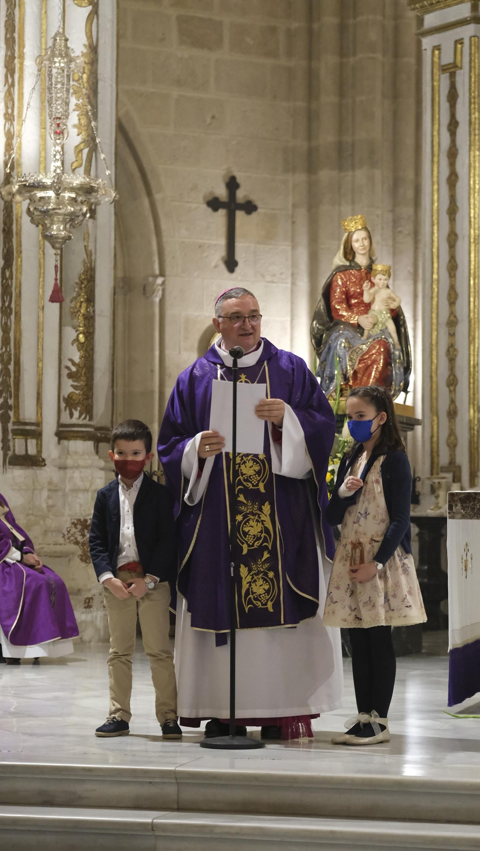 Fotogalería toma posesión nuevo Obispo Coadjutor de Almería, Antonio Gómez Cantero.