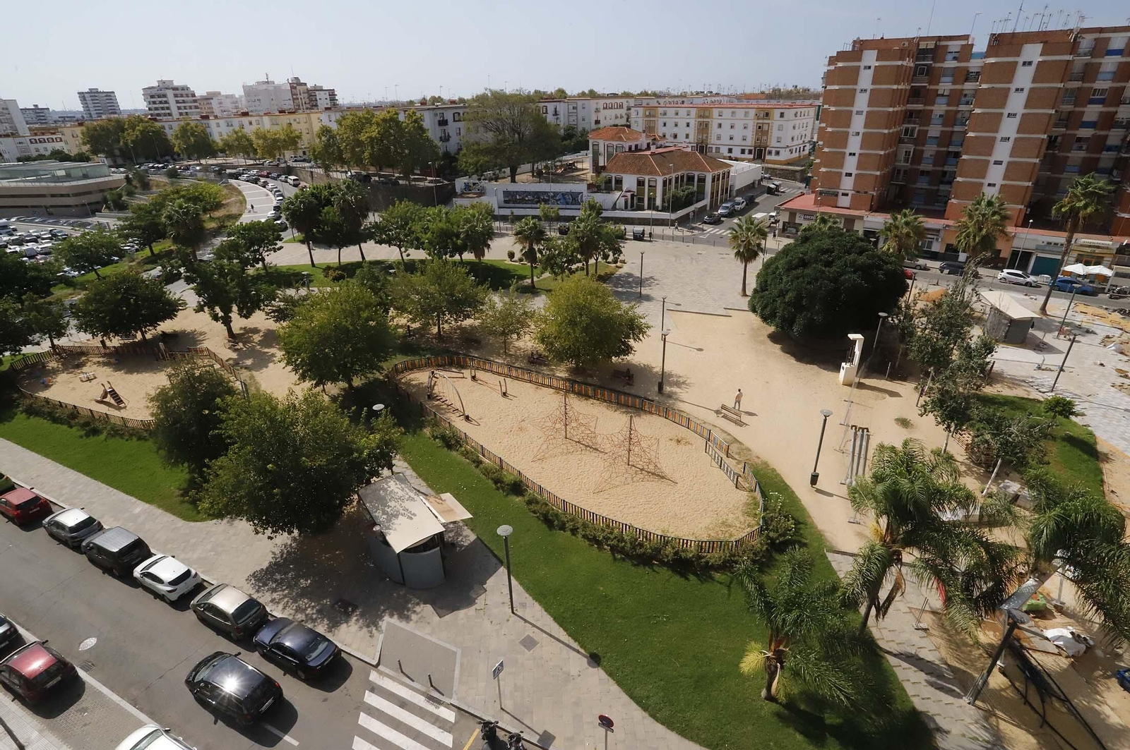 Un paseo en imágenes por la Plaza del Antiguo Estadio y sus alrededores