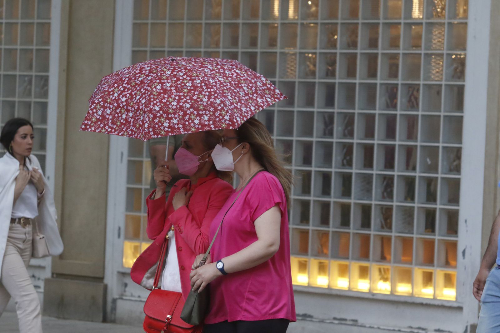 El puente de mayo se despide con lluvia en Córdoba, en imágenes