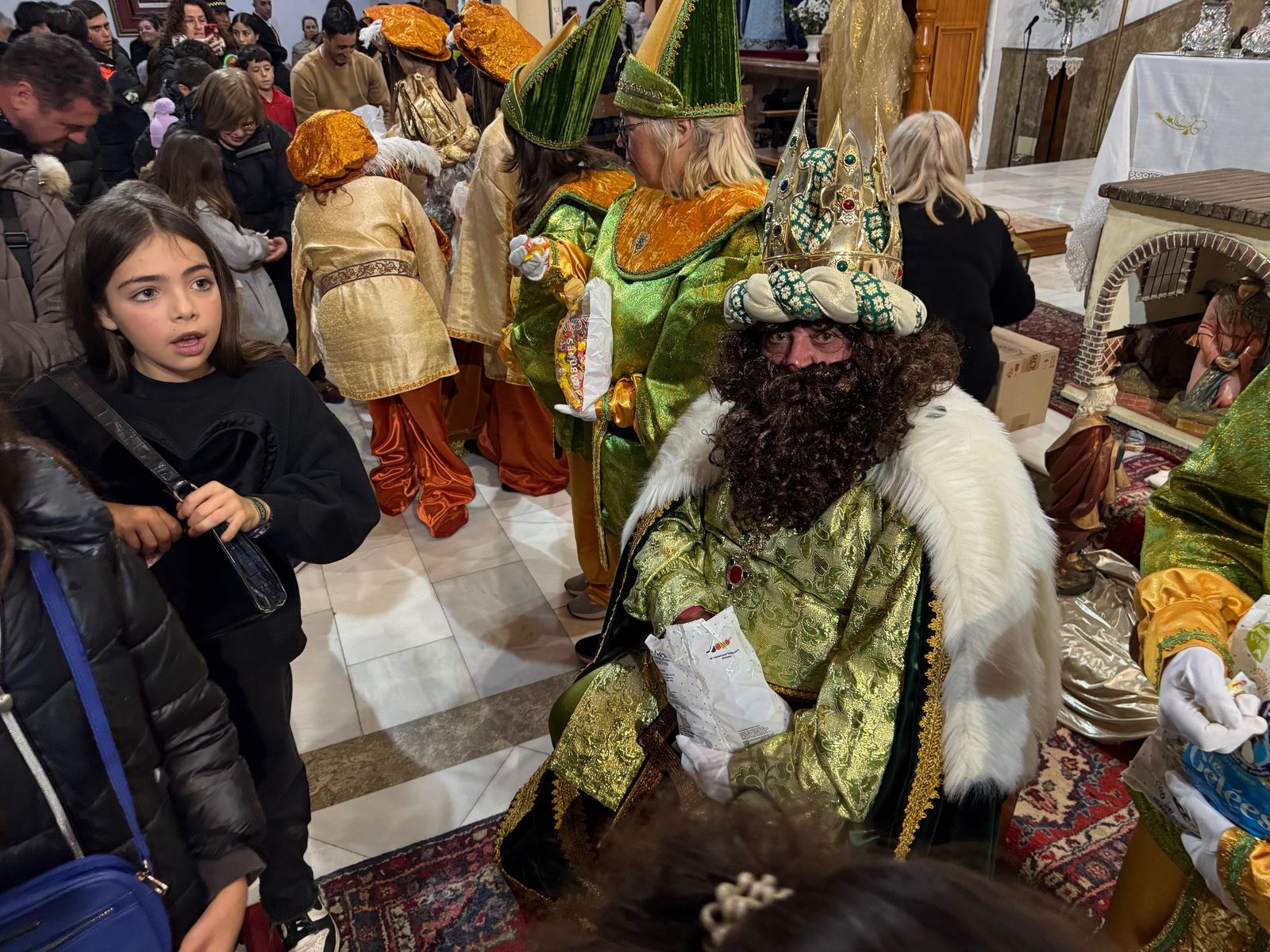 El éxito de la llegada de los Reyes Magos a Roquetas de Mar, en imágenes