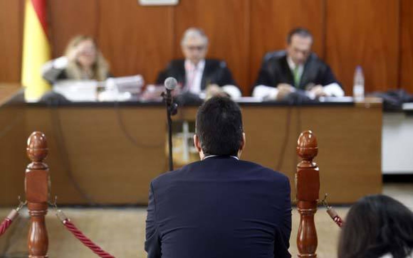 López Luna frente al tribunal de la Sección Tercera de la Audiencia./Jesús Marín