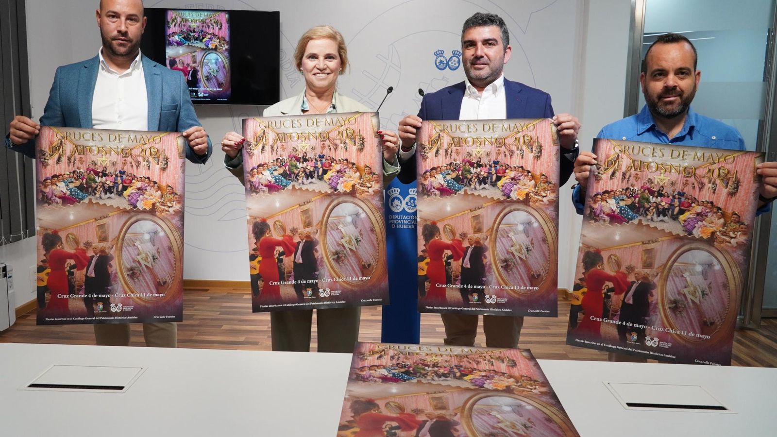 Presentación de las Cruces de Mayo de Alosno, en la Diputación de Huelva.