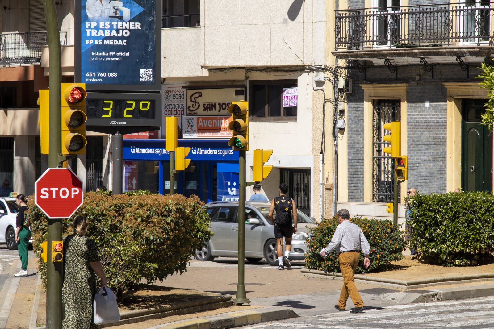 Imágenes del martes 25 de abril en Huelva