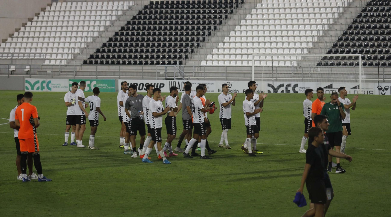 Las fotos del Balona-AD Ceuta de pretemporada en el Ciudad de La Línea (0-1)