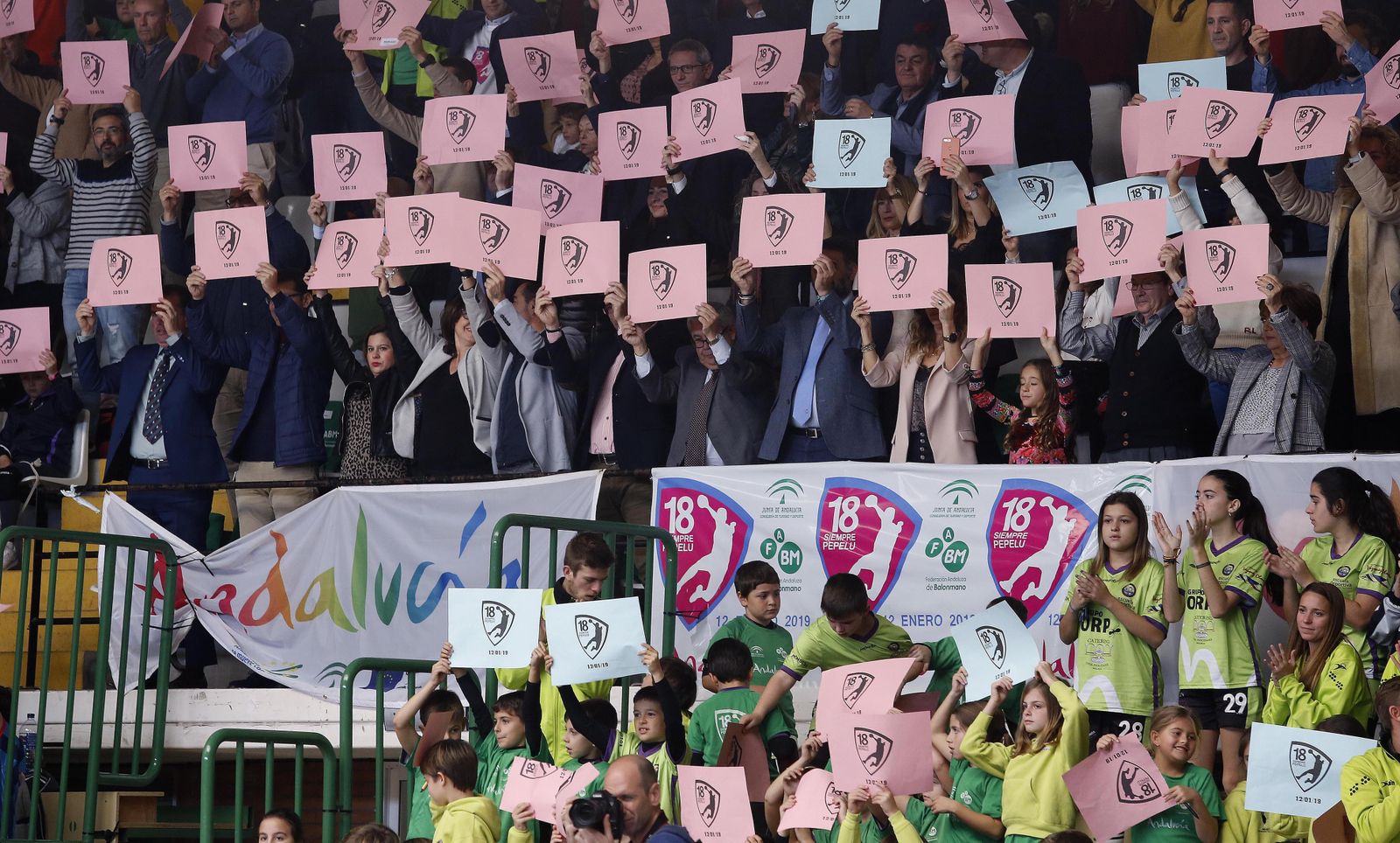 Las fotos del homenaje a José Luis Pérez Canca