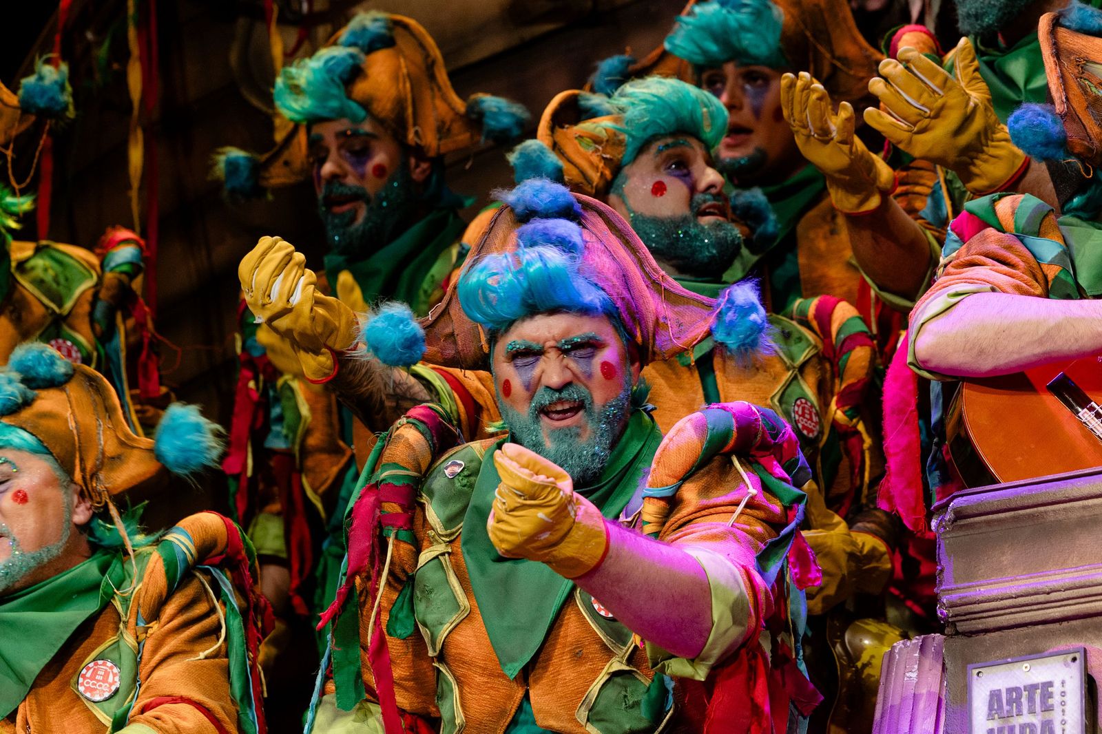 Búscate entre las mejores imágenes de la primera sesión de cuartos del COAC 2026