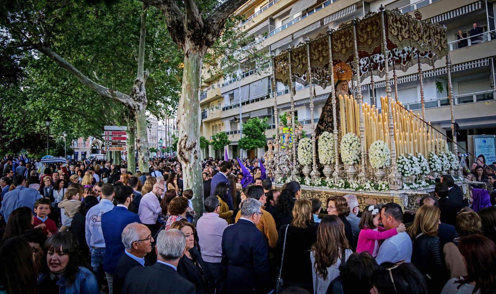 El palio de la Soledad volverá a tomar el lado derecho del Mamelón para afrontar la calle Eguiluz.