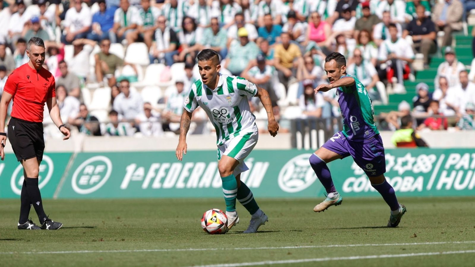 De Ena Wolf, durante el Córdoba CF - Málaga del curso 2023-24.