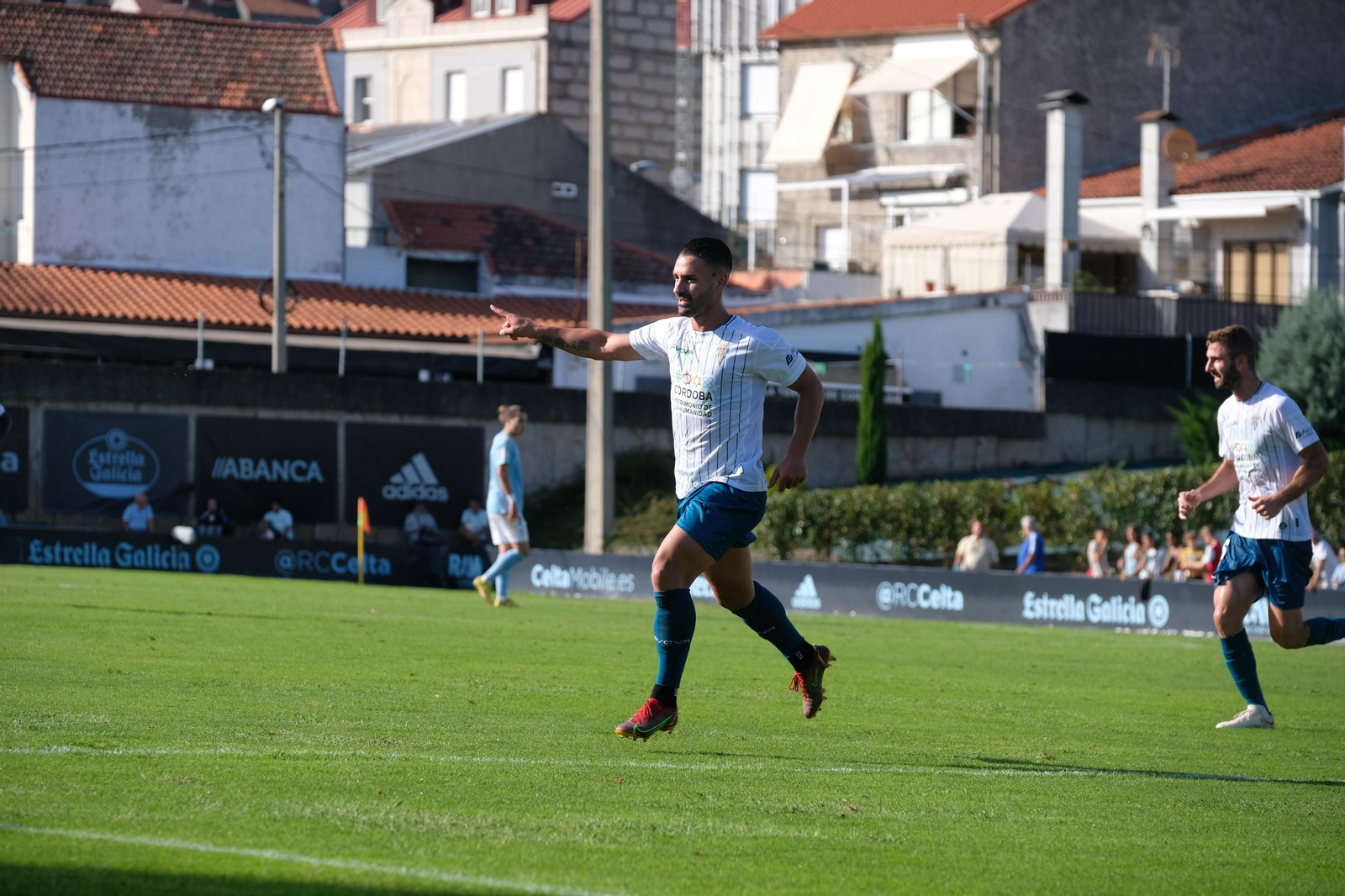Las imágenes del triunfo del Córdoba CF en su visita al Celta B