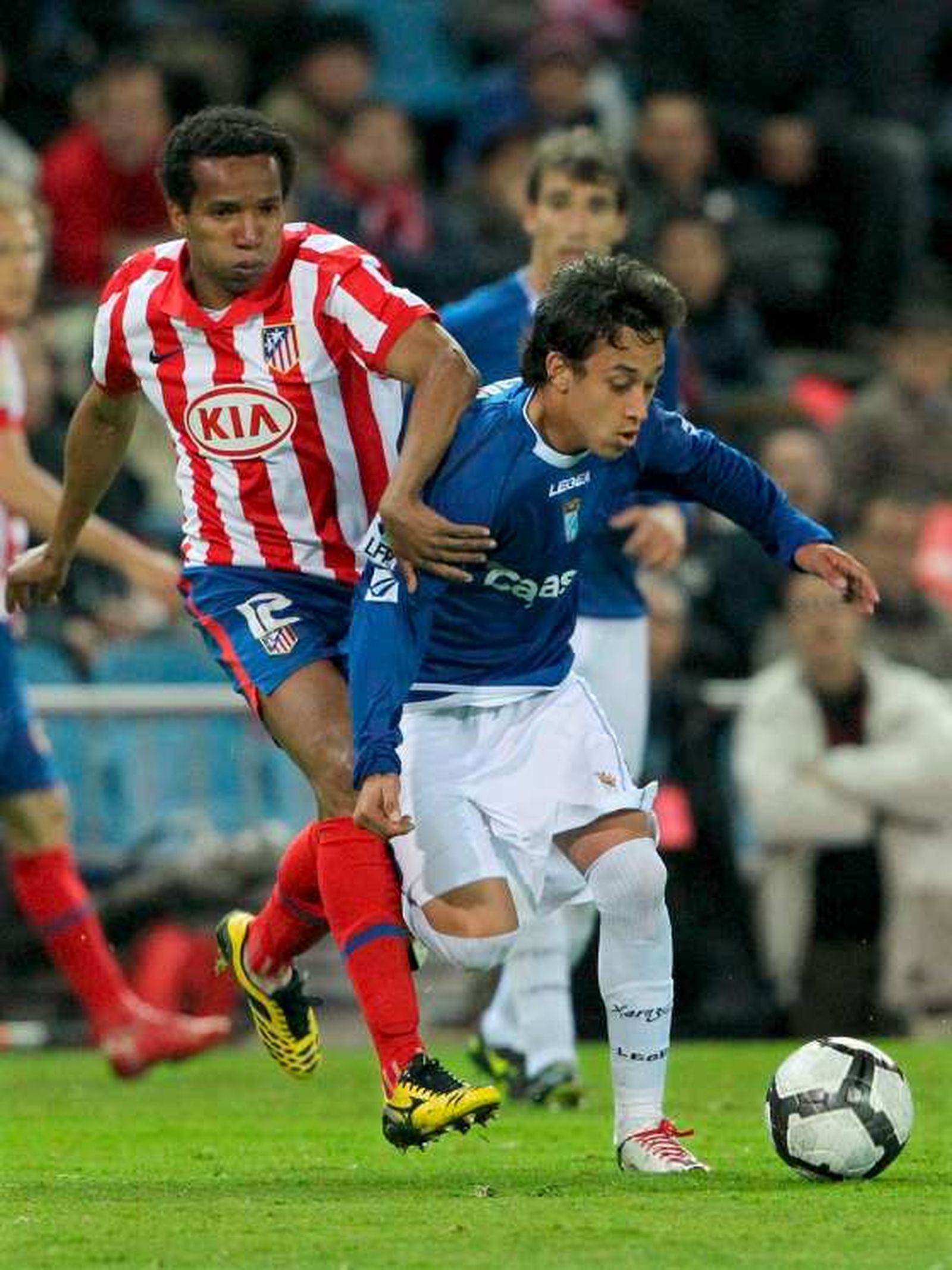 El chileno Orellana se echó el equipo a la espalda en los momentos complicados

Foto: Efe