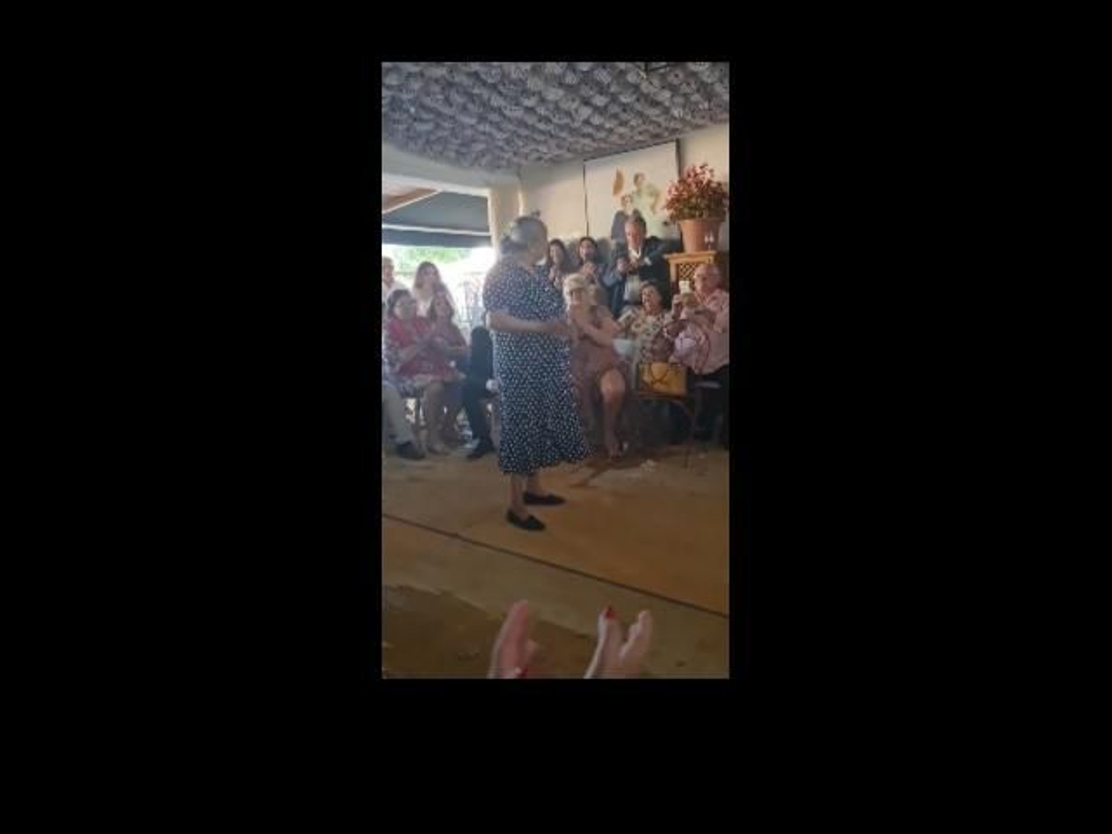 La Currita bailando en la Feria de Jerez