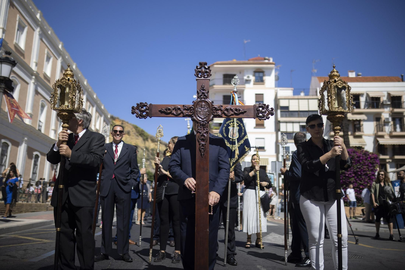 Imágenes de la salida extraordinaria de La Borriquita por las calles de Huelva