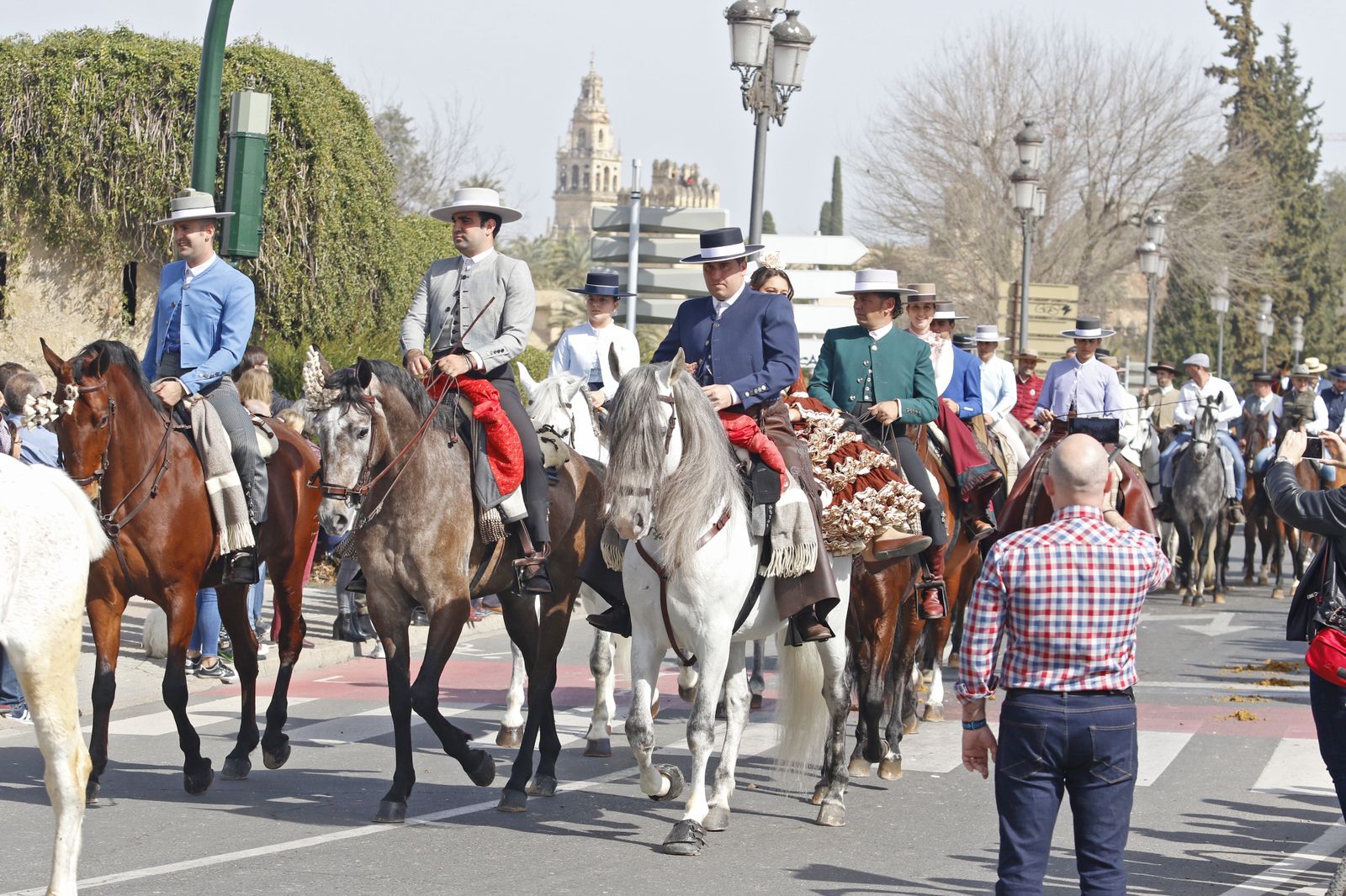La marcha hípica por el 28-F en Córdoba, en fotos
