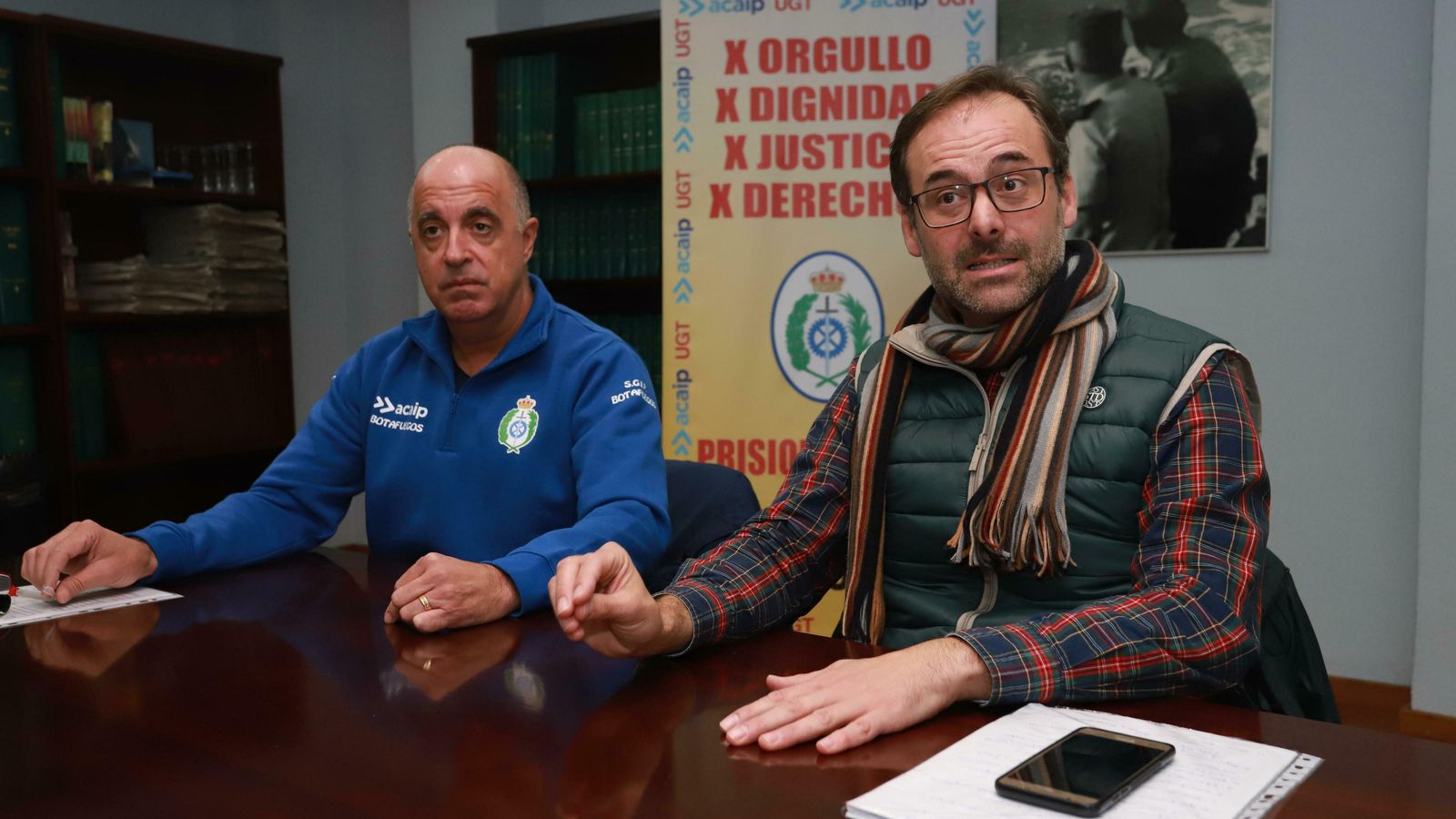 José Luis Alcaraz (Acaip) y el médico Carlos Ginés.