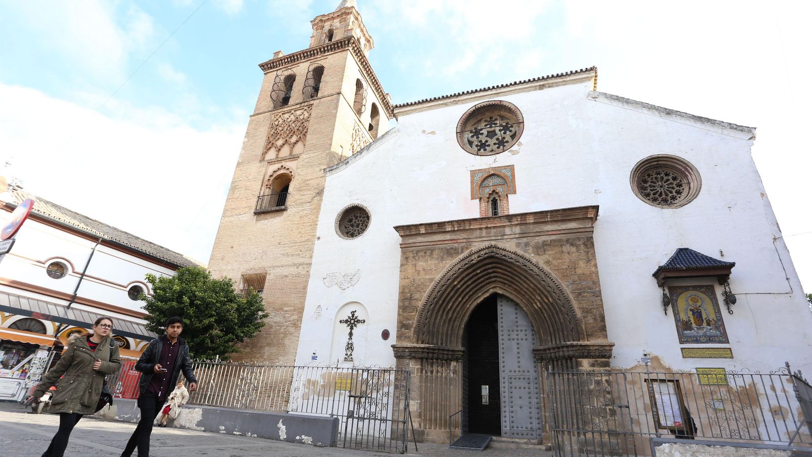 La parroquia de Omnium Sanctorum.