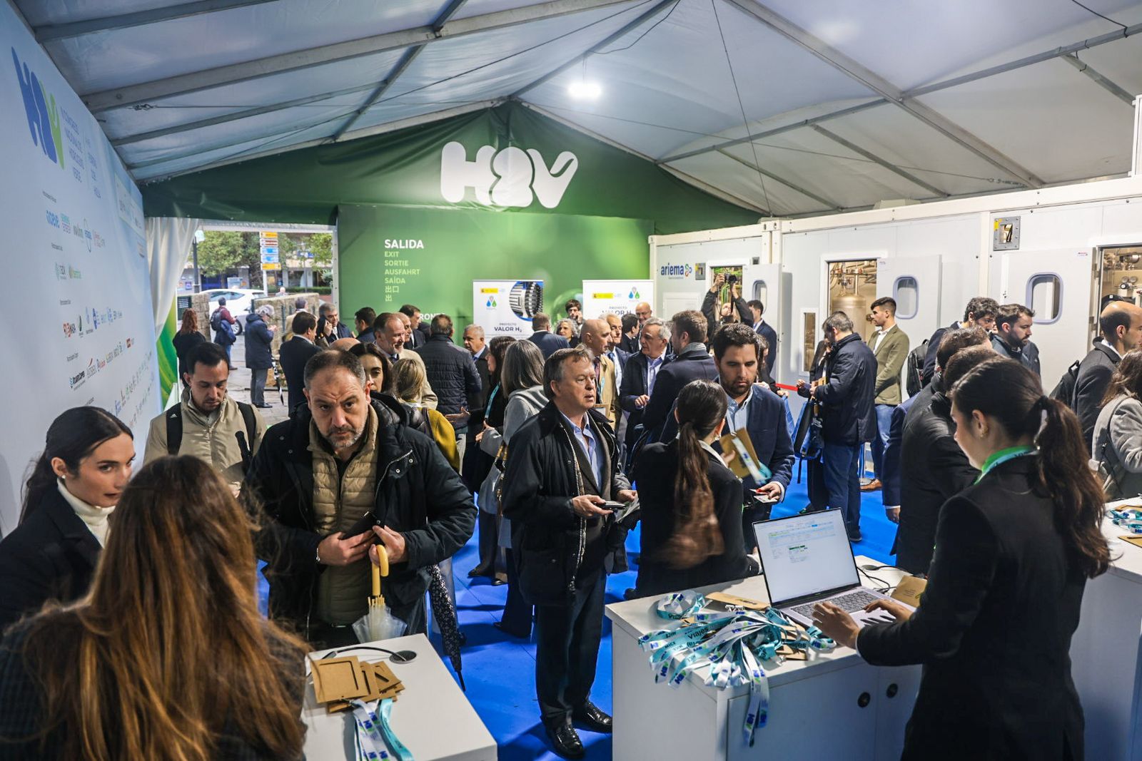 Fotografías de la inauguración del III Congreso Nacional de Hidrógeno Verde