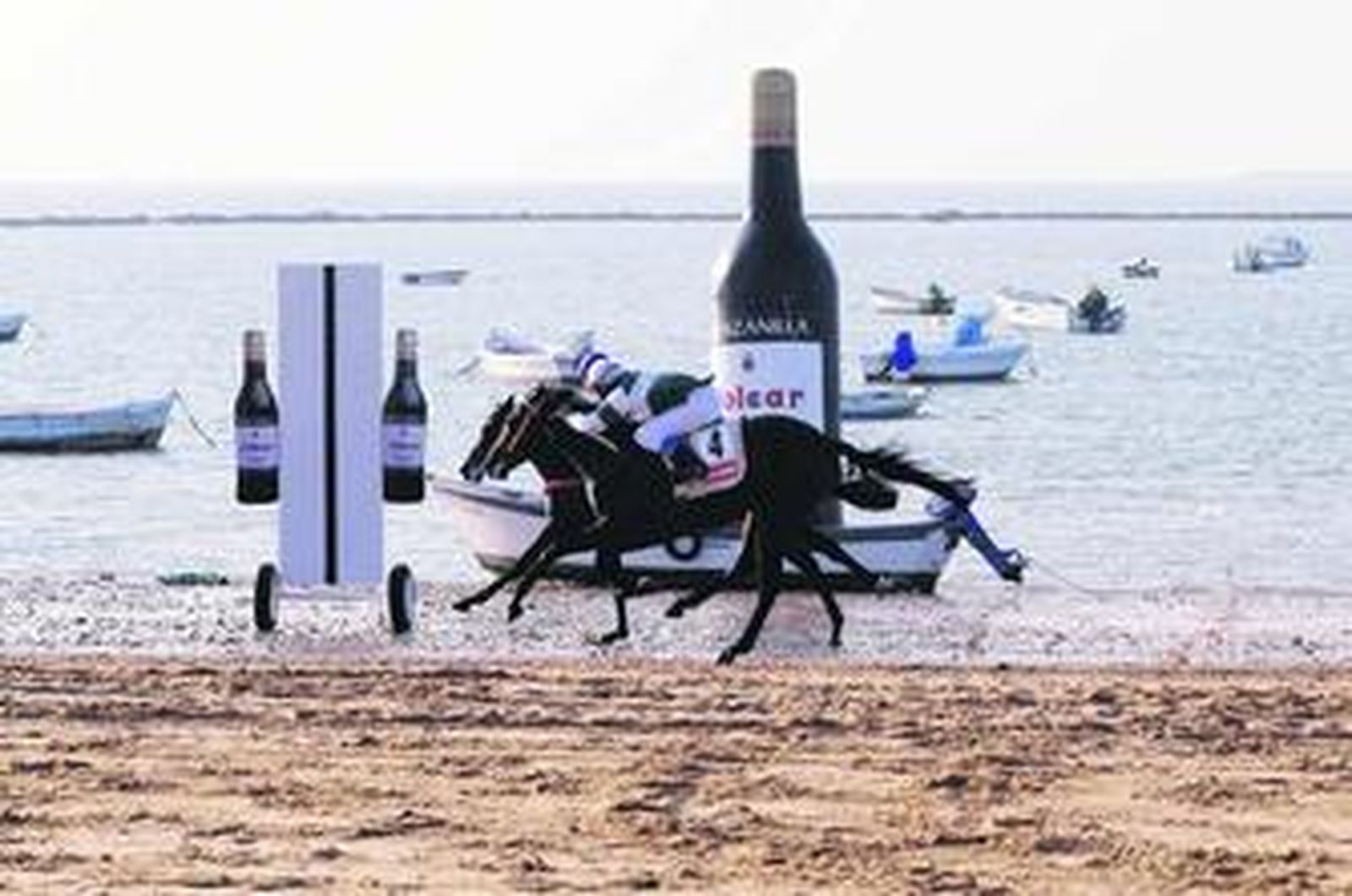 Rey Mambo (4) entra en segunda posición en el Premio Restaurante Mirador de Doñana.