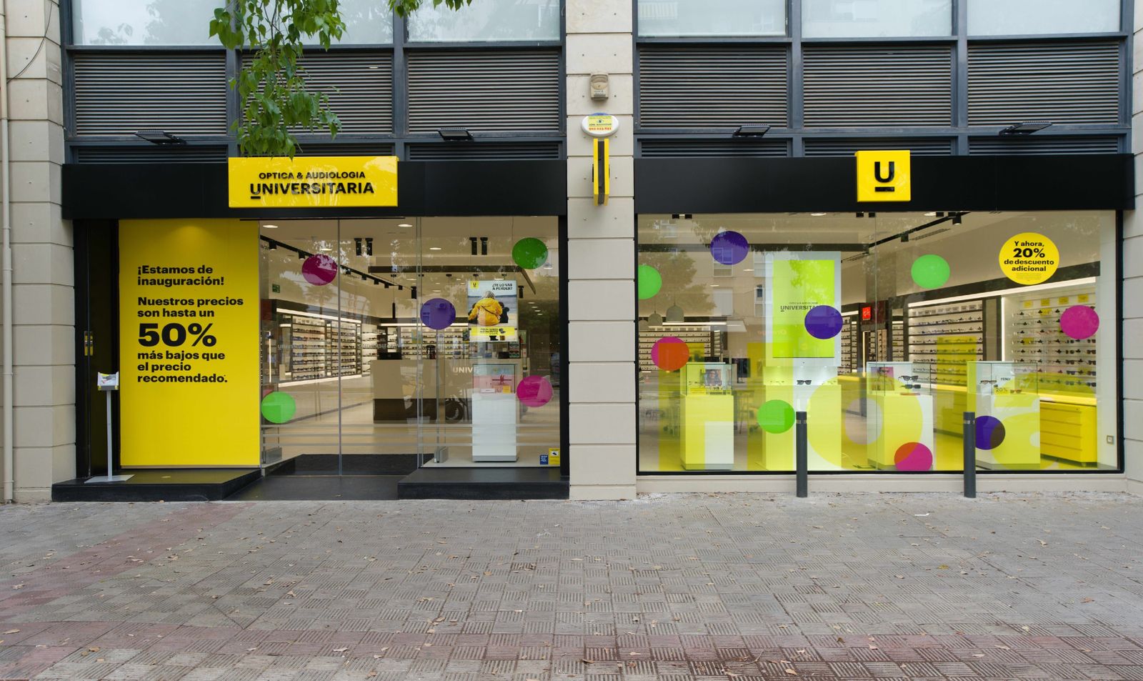 Óptica & Audiología Universitaria abre su primer centro en Sevilla