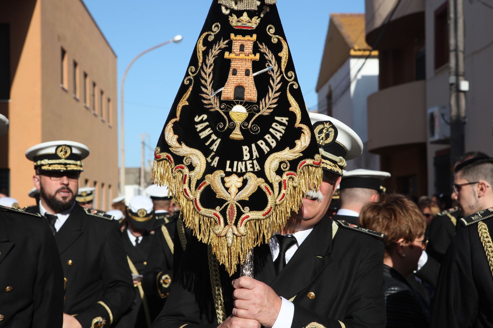 Penas y Dolores, por las calles de La Línea