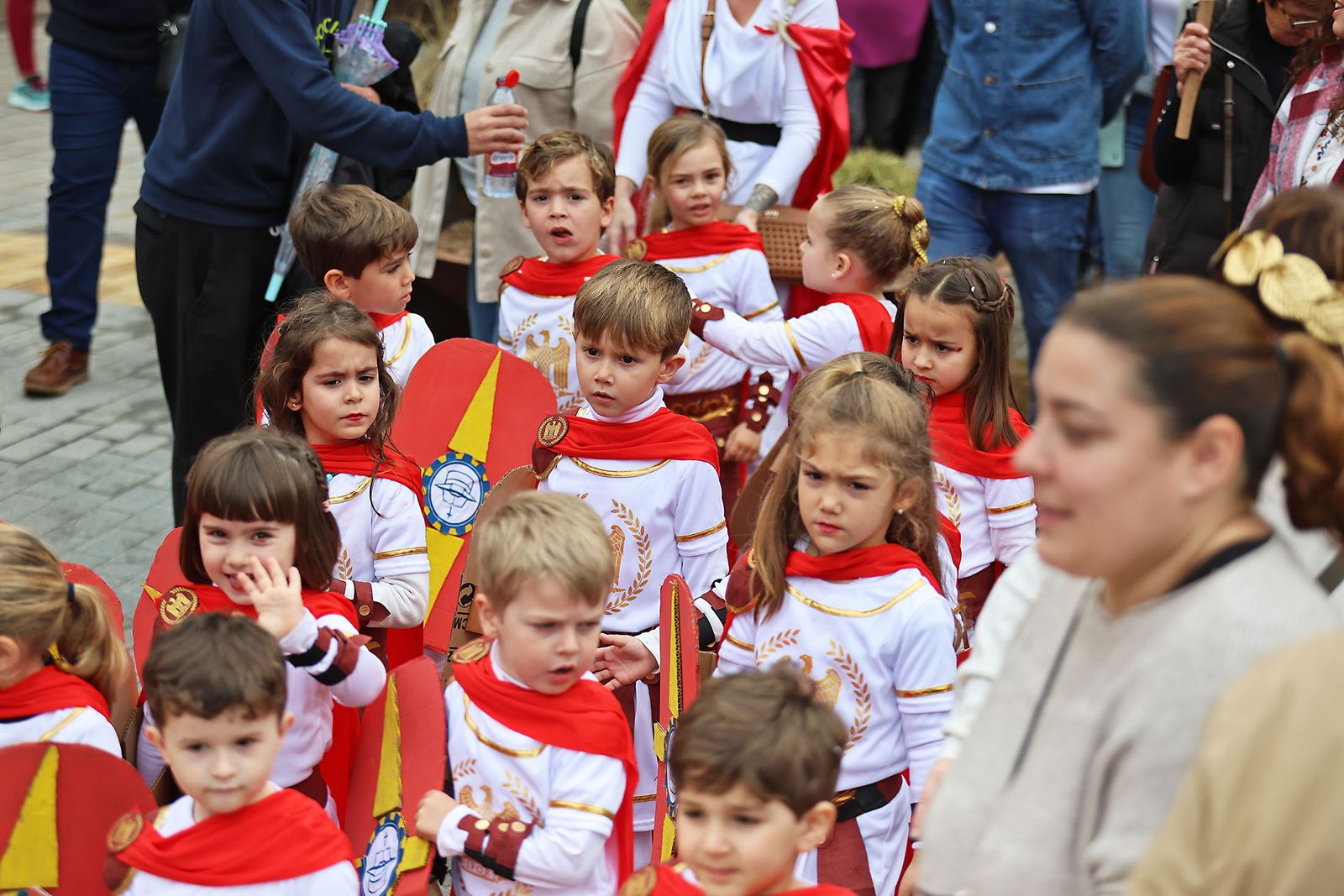 Imágenes del desfile “Un paseo por la historia”  de los niños del colegio Funcadia de Huelva