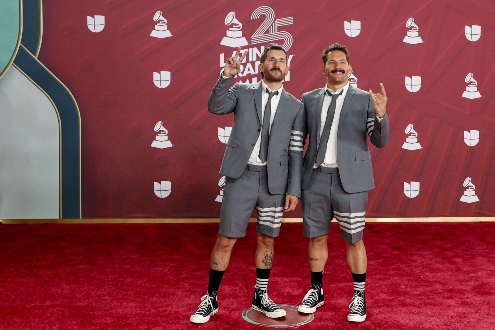 Todos los famosos, tendencias y curiosidades en la alfombra roja de la 25 edición de los Grammy Latinos