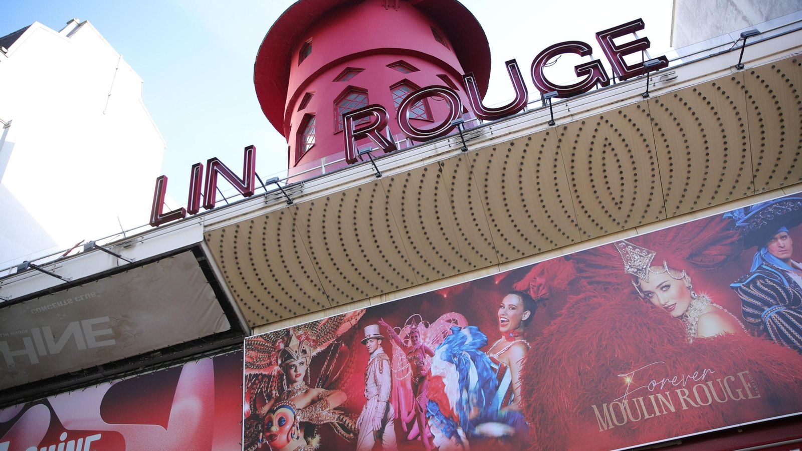 El Moulin Rouge, sin aspas.