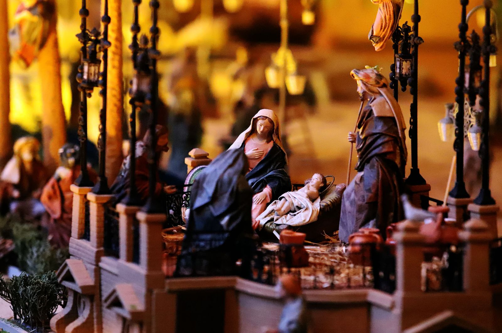 Belén del Ayuntamiento de Huelva basado en la antigua Plaza de las Monjas