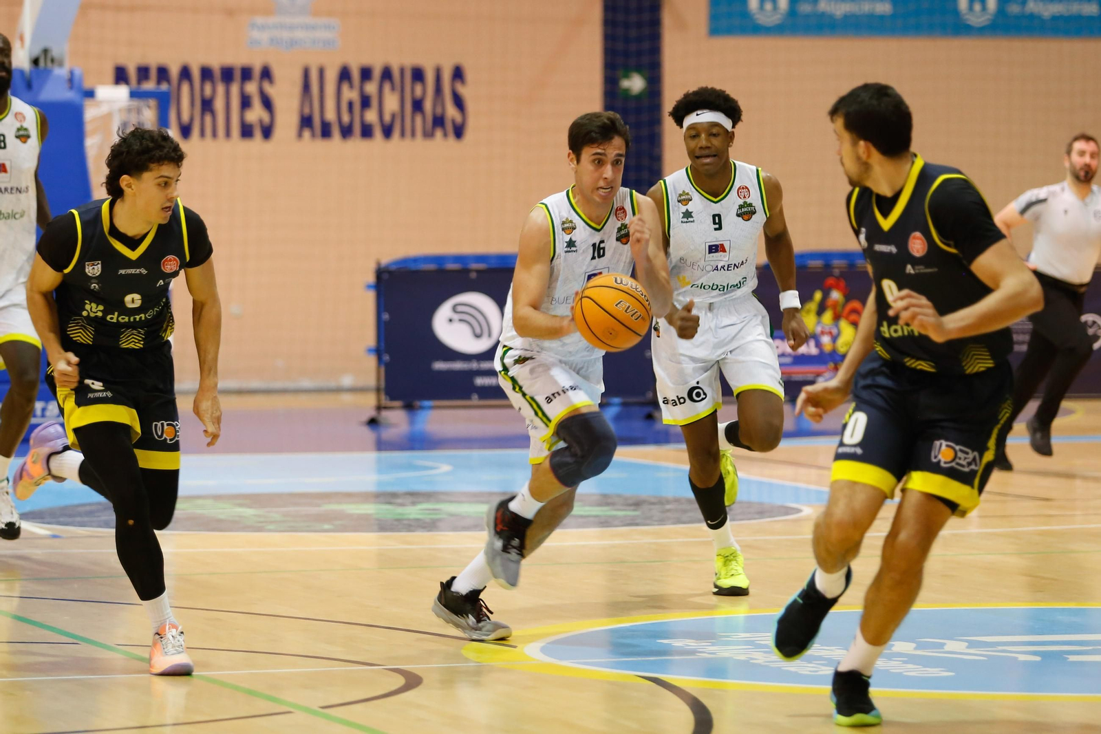 Las fotos del Udea-Albacete de la Segunda FEB