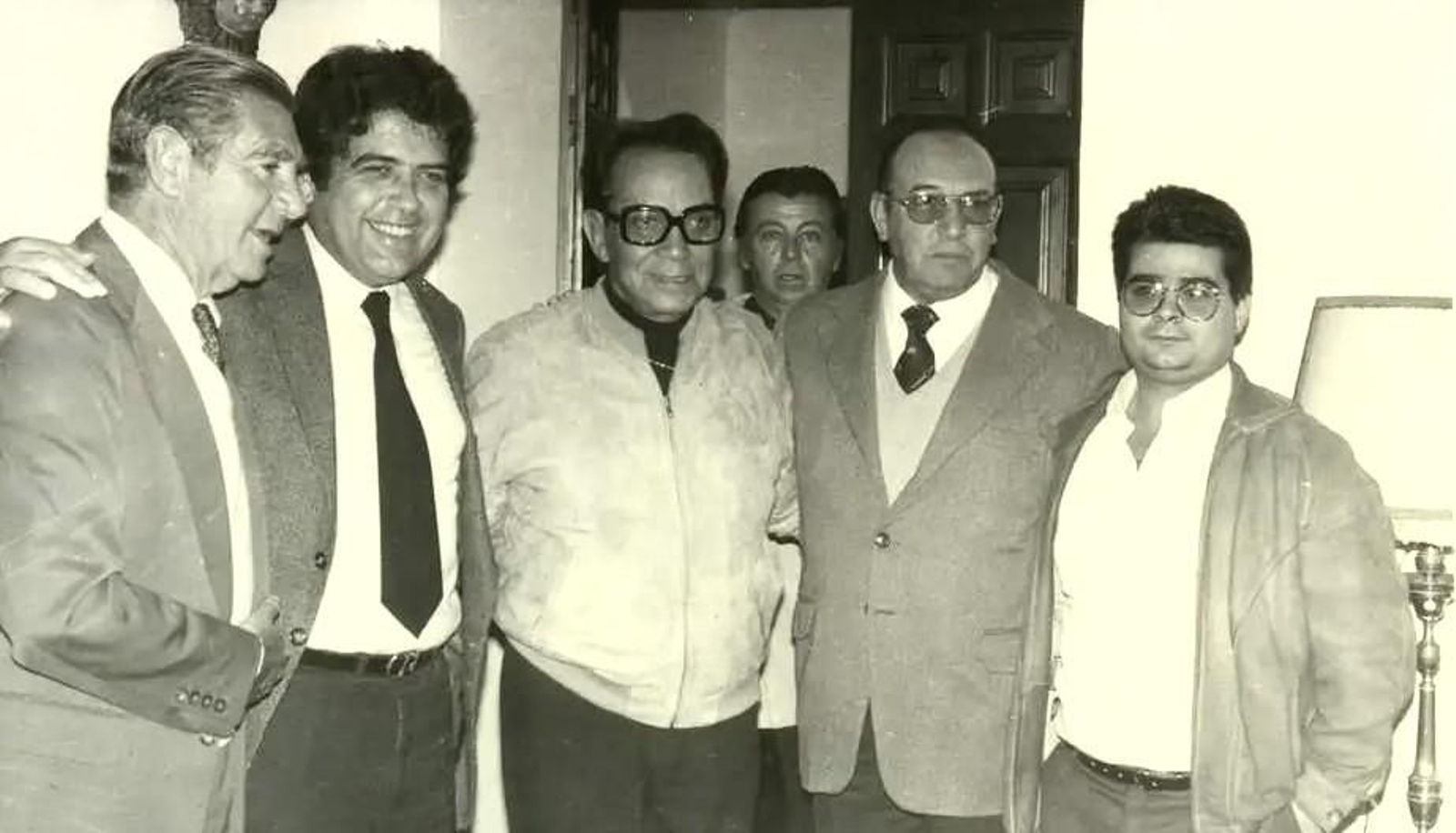 Antonio Ariza, Jerónimo Roldán, Mario Moreno Cantinflas, Gabriel Mateos y Paco Jiménez.