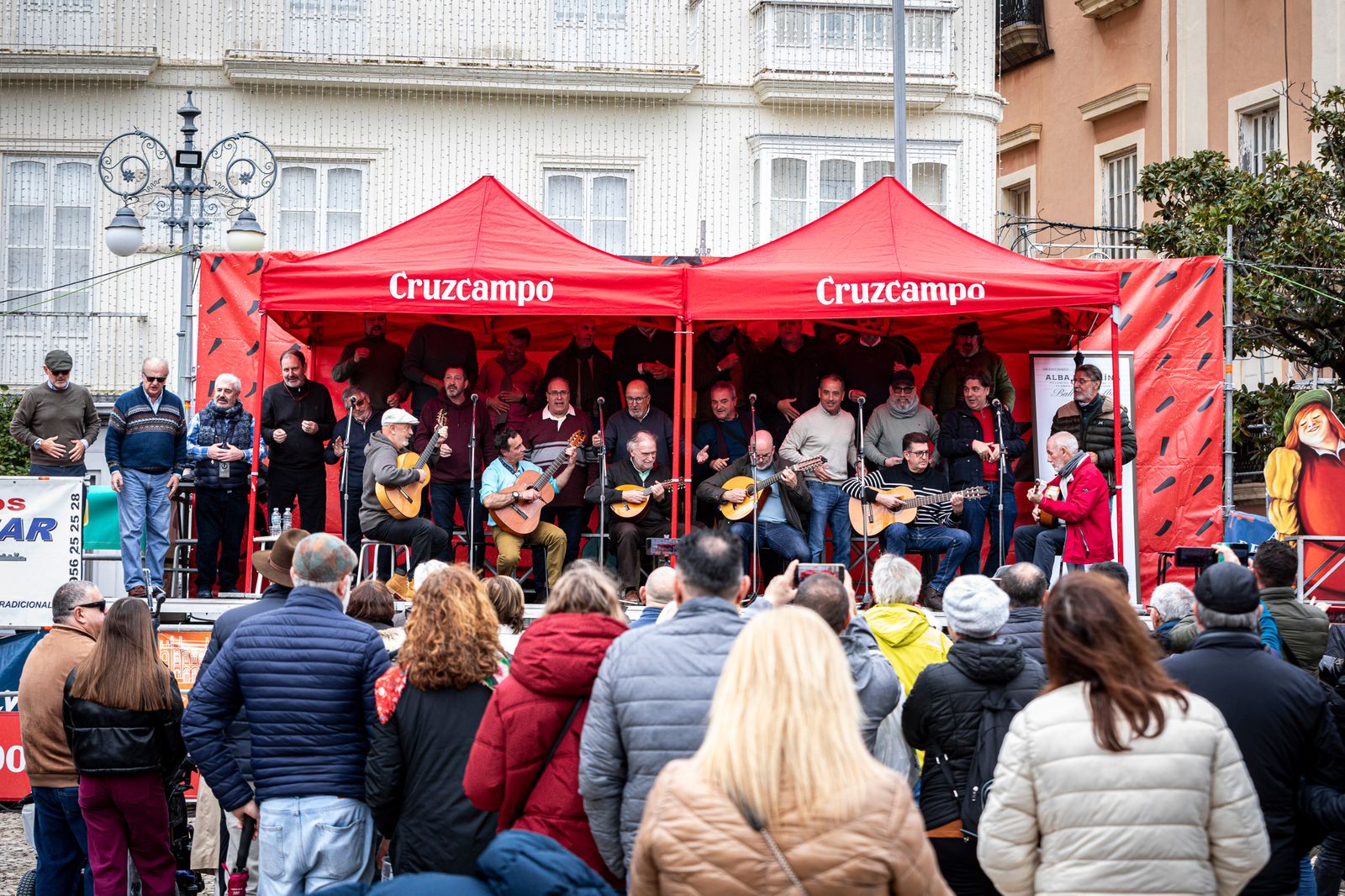 Búscate entre las mejores imágenes que ha dejado la Ostionada Popular